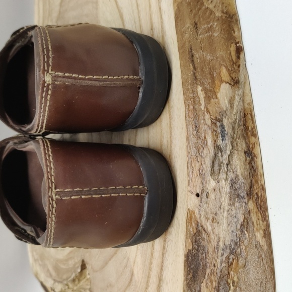 Clarks Soft Cushion Brown Leather Mary Jane Style Loafers, Size 7.5M - Picture 5 of 11